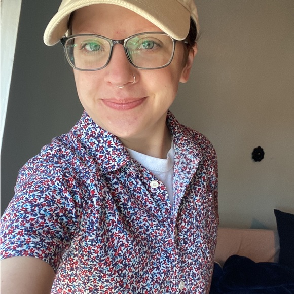 Meet your Posher - Picture 1 of 1